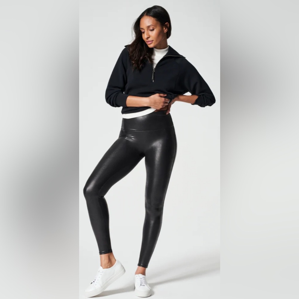 SPANX Faux Leather
Leggings size XL
